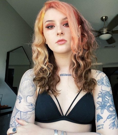 フィットネス熟女オンリーファンズ ポルノ 画像