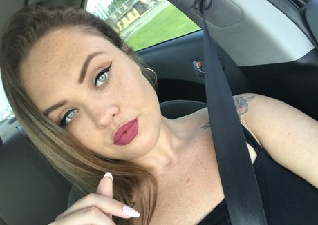 nicolette xx ヌードモデル 写真