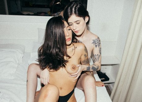 Natth ヌードスター 画像