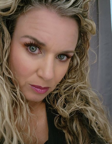 jaci james エロティックなスター 画像