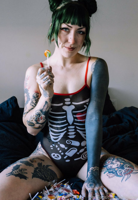 helloyelow 写真集