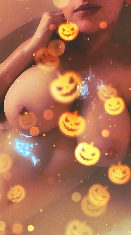 JOI オンリーファンズ ヌード アーカイブ