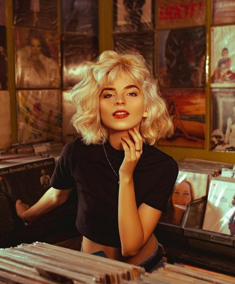 Karina Martins セクシーモデル 画像