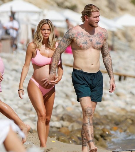 ランジェリーベイビーオンリーファンズ ホットセックス 写真