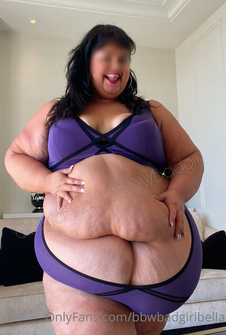 bbwbadgirlbella ヌードモデル 画像