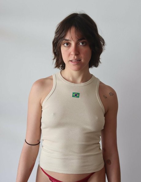 Valentina Bandeira ヌードモデル アーカイブ