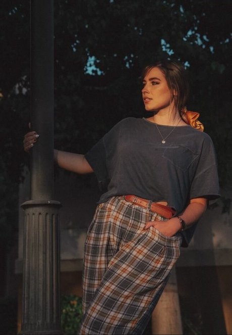 Justseum ヌードのポルノスター 写真