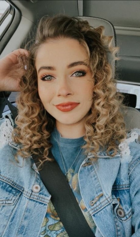 Justseum セクシーなポルノスター 写真