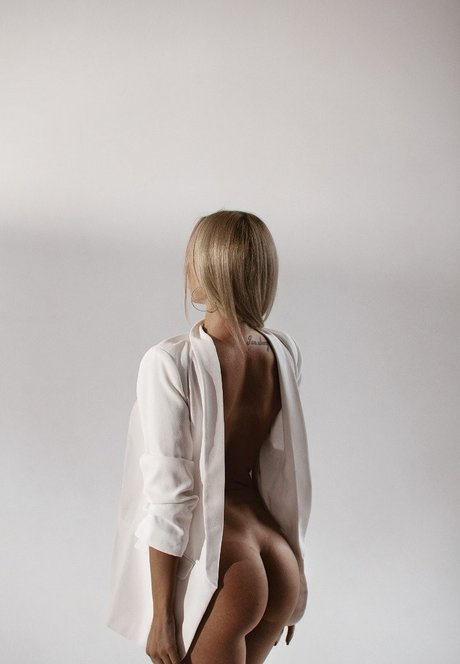 中出しプリンセスオンリーファンズ ホット裸 アーカイブ