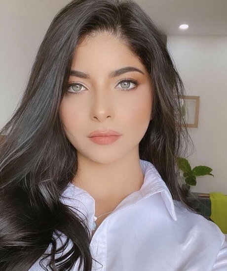 selenakyle69 ポルノスター xxx 写真