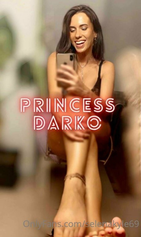 ヌード熟女オンリーファンズ ホットヌード 写真