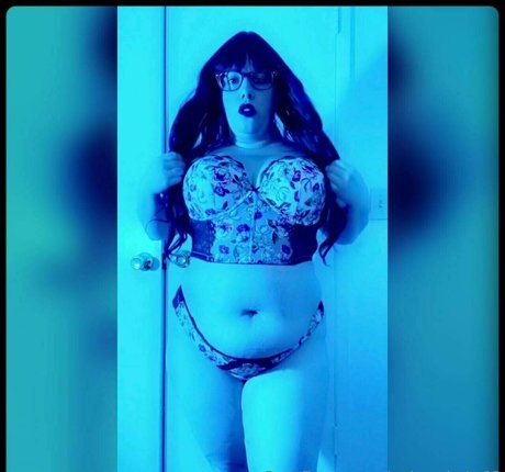 selenakyle69 ホット女優 ギャラリー