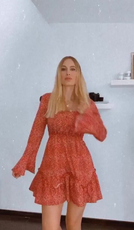 Chrissy xoxo ホットなモデル ギャラリー