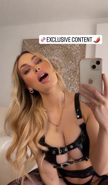 Chrissy xoxo モデル 画像