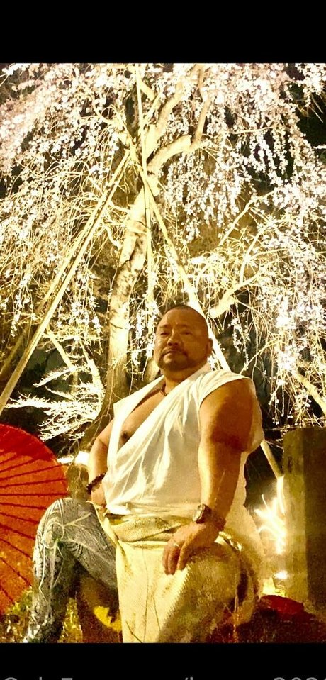 ニューハーフが男とセックスするオンリーファンズ アダルト無料 写真