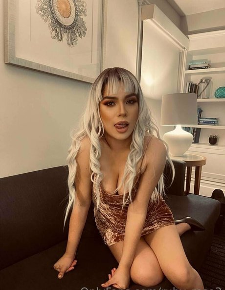 ruby rose3 ヌードモデル ギャラリー