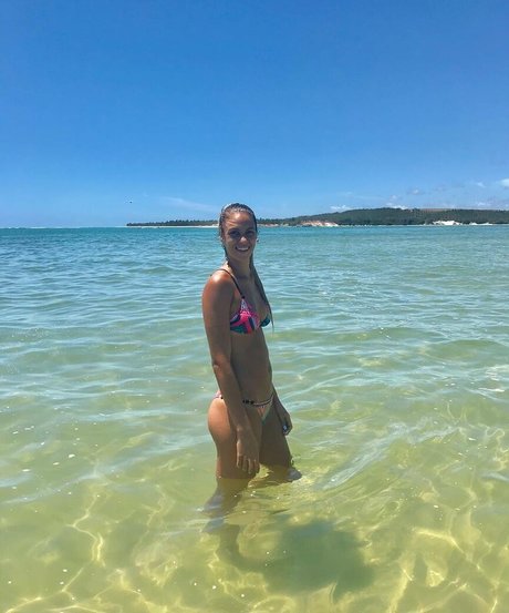 Elina Rodriguez ホットなモデル 画像