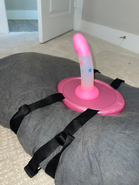 曲線美のブロンドオンリーファンズ 無料セックス 写真