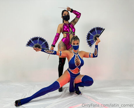 Latin Corner HDスター 写真