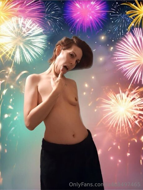 U468497465 アダルト女優 写真