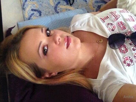 ティックトックスター オンリーファンズ 限定 アーカイブ