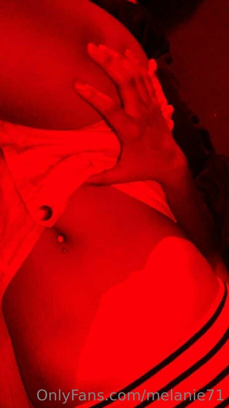 Sweetludmi トップポルノスター 画像