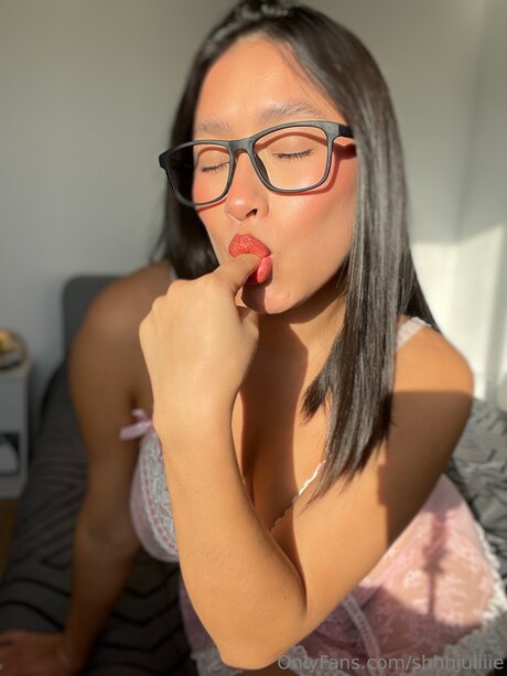 Shhhjuliiie 高品質モデル 画像