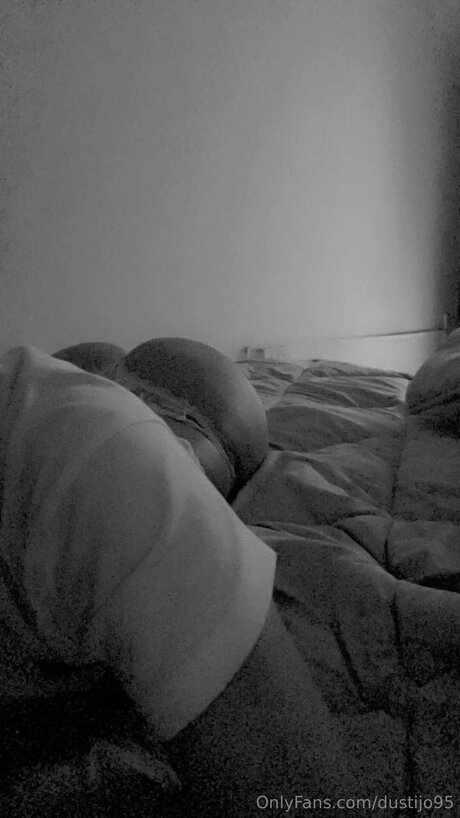 Dustijo95 ポルノスター エロティック ギャラリー