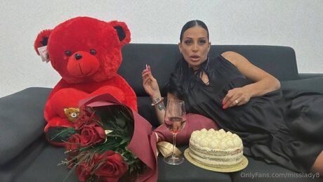 Misslady8 完璧なスター 写真