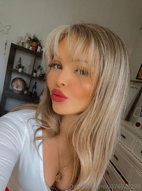 Alannahangel かわいいスター 画像