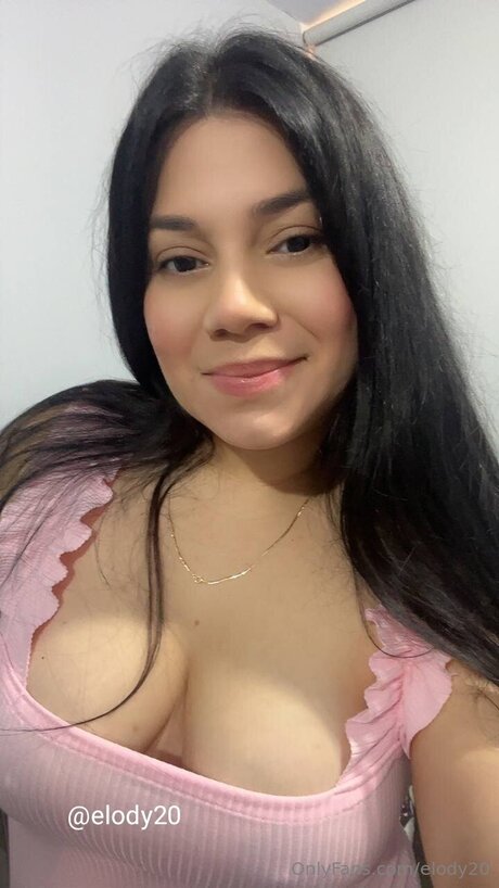 Elody20 完璧なスター 写真