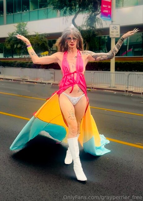 Grayperrier Free ヌードスター 写真