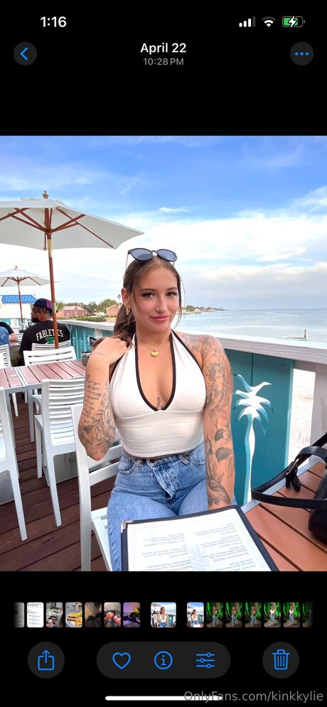 Kinkkylie 可愛い女優 ギャラリー