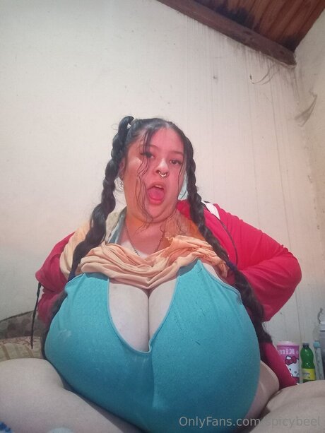 Spicybeel 最高のモデル 写真