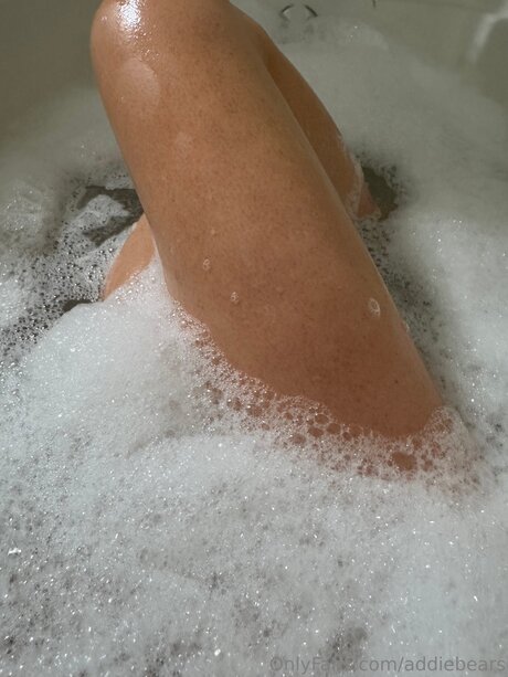 アウトドア 熟女 オンリーファンズ 限定 写真