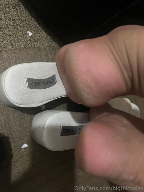 Bigthicsoles 無料モデル 写真