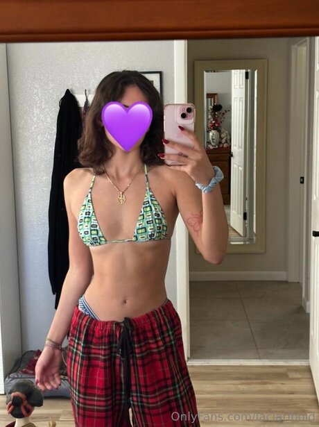 ゴスキティオンリーファンズ ホットセクシー 写真