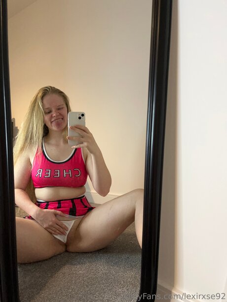 Lexirxse92 HDスター 画像