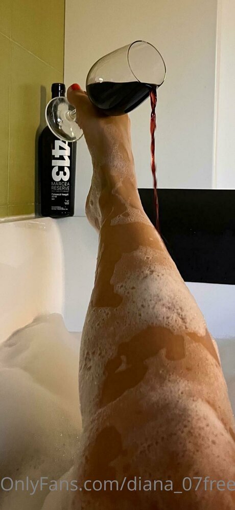 フィットネス熟女オンリーファンズ セクシー裸 写真