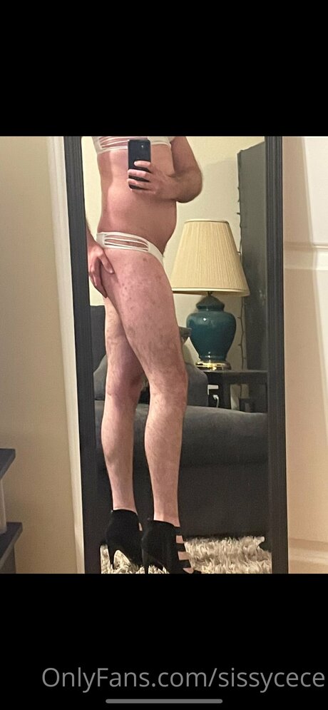 肉厚熟女オンリーファンズ セクシー裸 ギャラリー