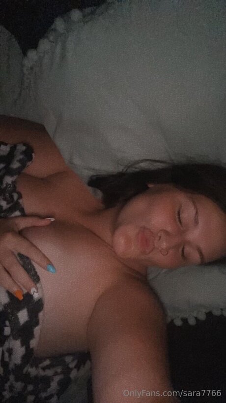 Sara7766 高品質女優 写真