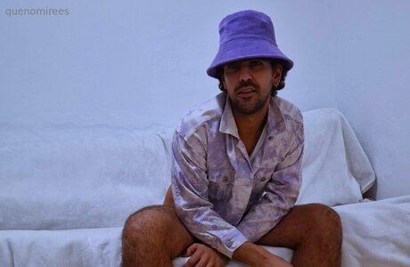 Quenomirees エロティックなスター 写真