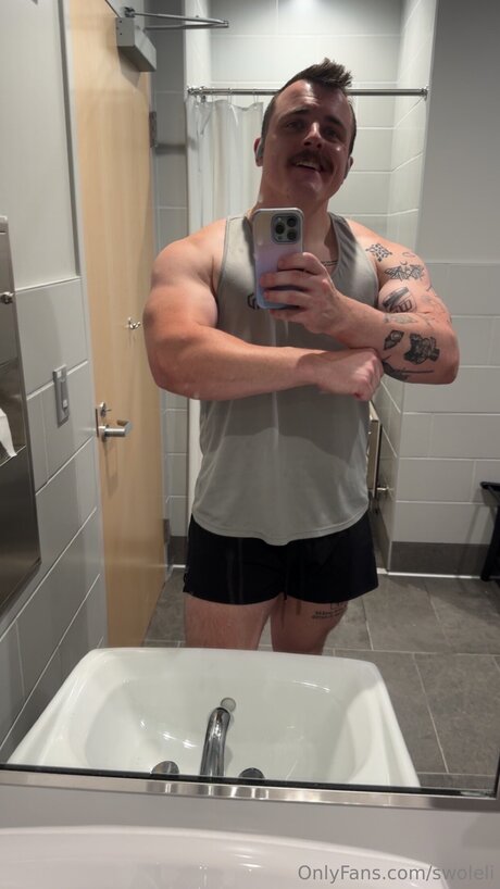 義母オンリーファンズ アダルト 写真