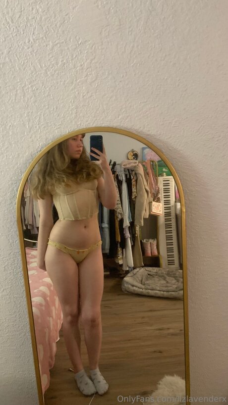 69 元カノ オンリーファンズ ベスト 写真