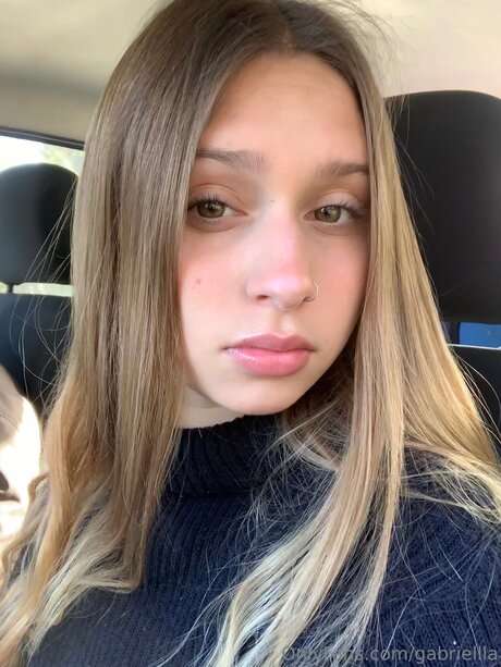 Gabriellla セクシーなスター 画像