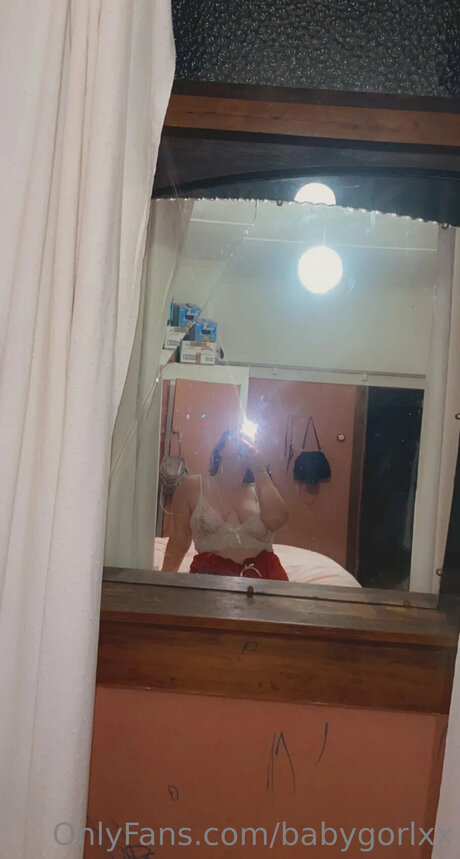 フィットネスアナルオンリーファンズ セクシー 写真