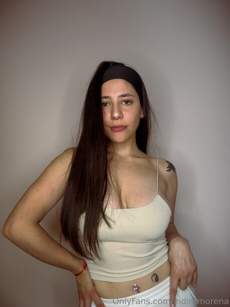 Indiramorena 裸の女優 写真