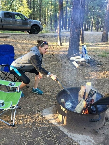 Beckybelly トップモデル ギャラリー