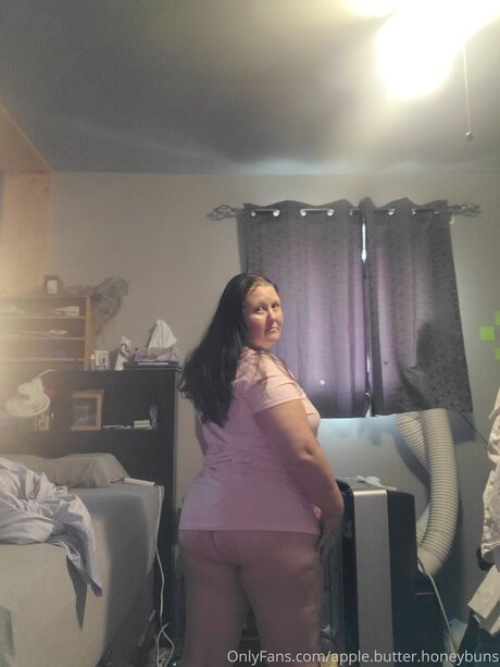 肉厚熟女オンリーファンズ えろ ギャラリー