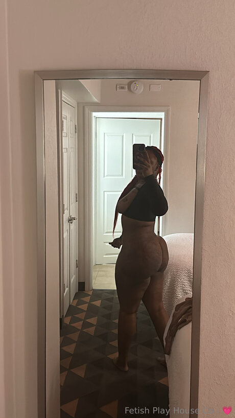 Fetishplayhouse セックス女優 写真